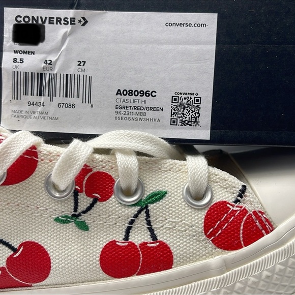 Converse WMNS CTAS LIFT HI
EGRET/RED/GREEN Cherry A08096C Platforms Sneakers - Picture 16 of 16